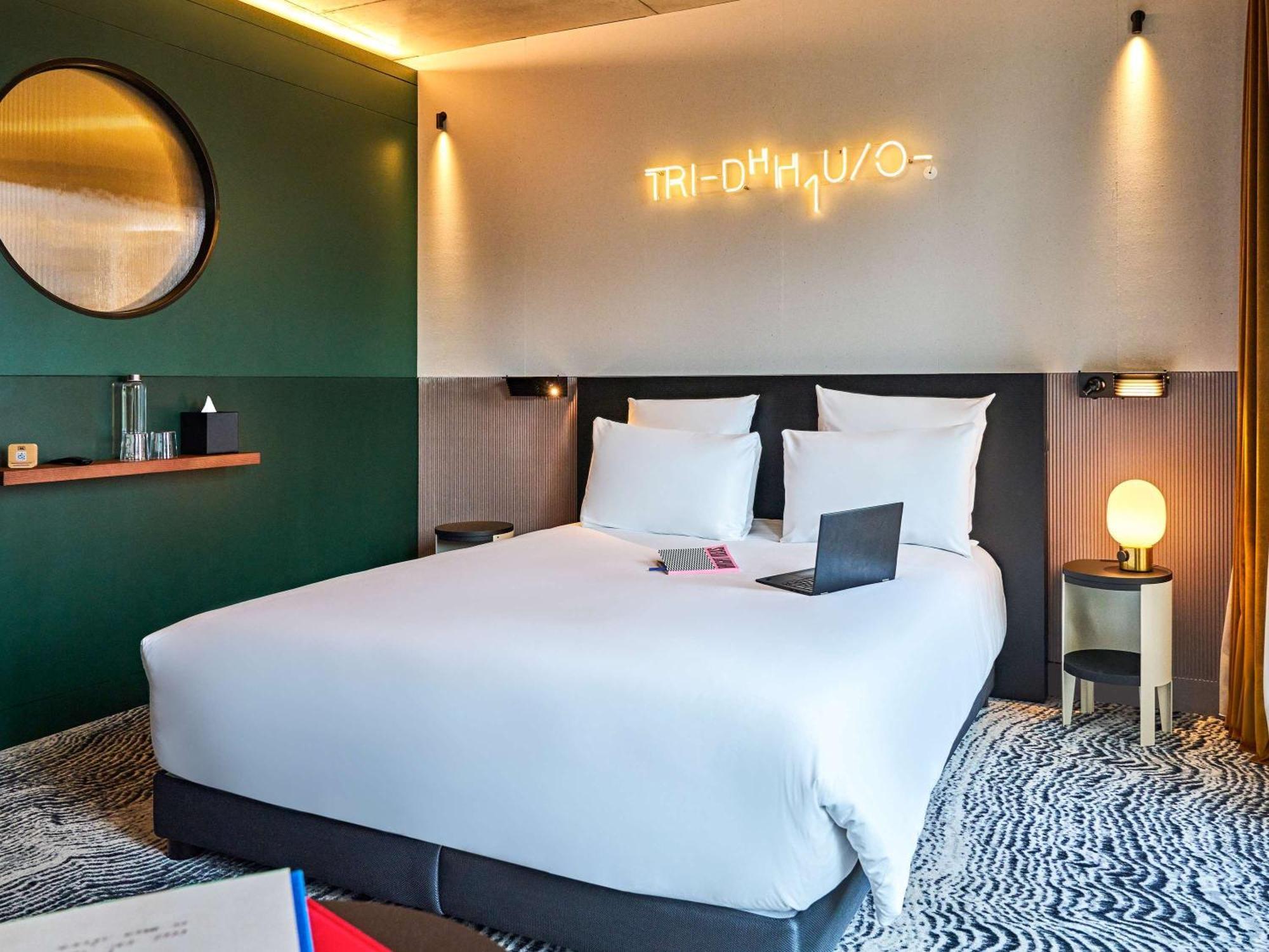 Отель Tribe Paris Клиши Экстерьер фото